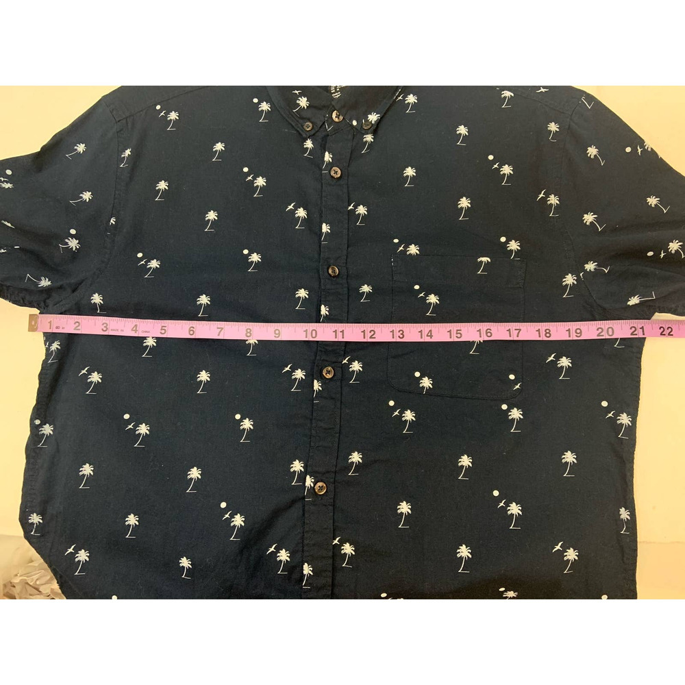 Men's H&M Easy Iron Short Sleeve Button-Down Shirt Navy Blue/Anchors Size M - Picture 5 of 8